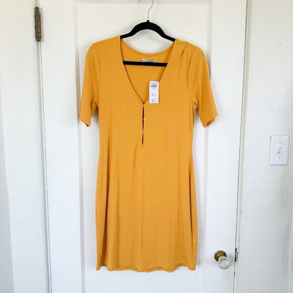 Abercrombie | NWT Triple Keyhole Knit Mini Dress in Yellow Size Large - Picture 4 of 8